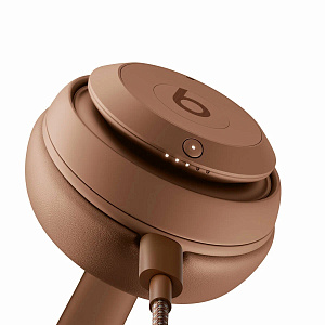 Bluetooth-наушники Beats Studio Pro x Kim Kardashian Dune